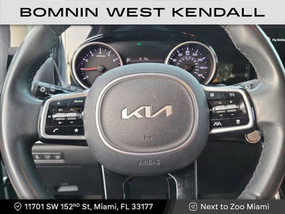 2022 Kia Carnival SX
