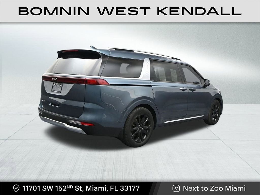 2022 Kia Carnival SX