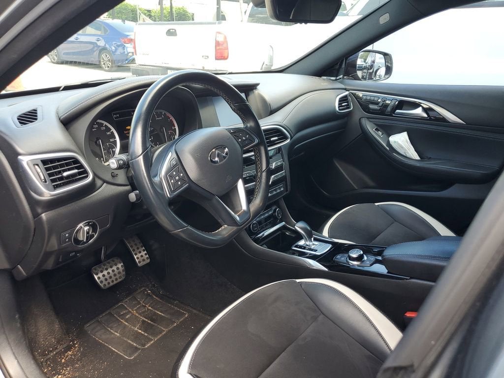 2019 INFINITI QX30 SPORT