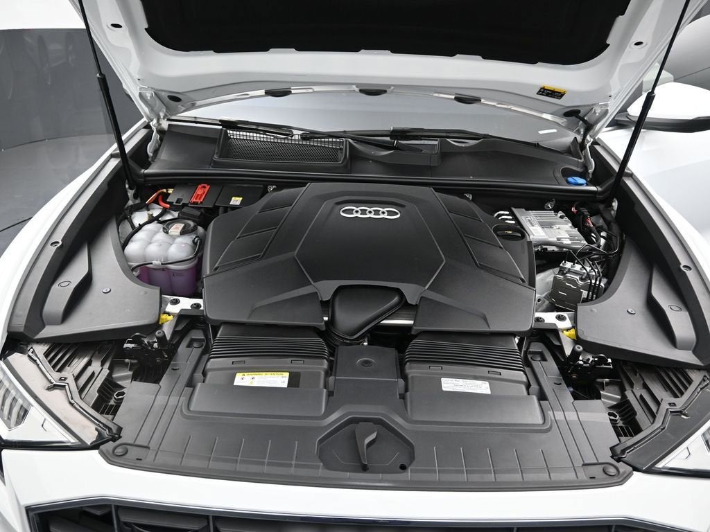 2023 Audi Q8 Premium