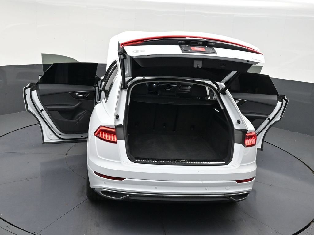 2023 Audi Q8 Premium