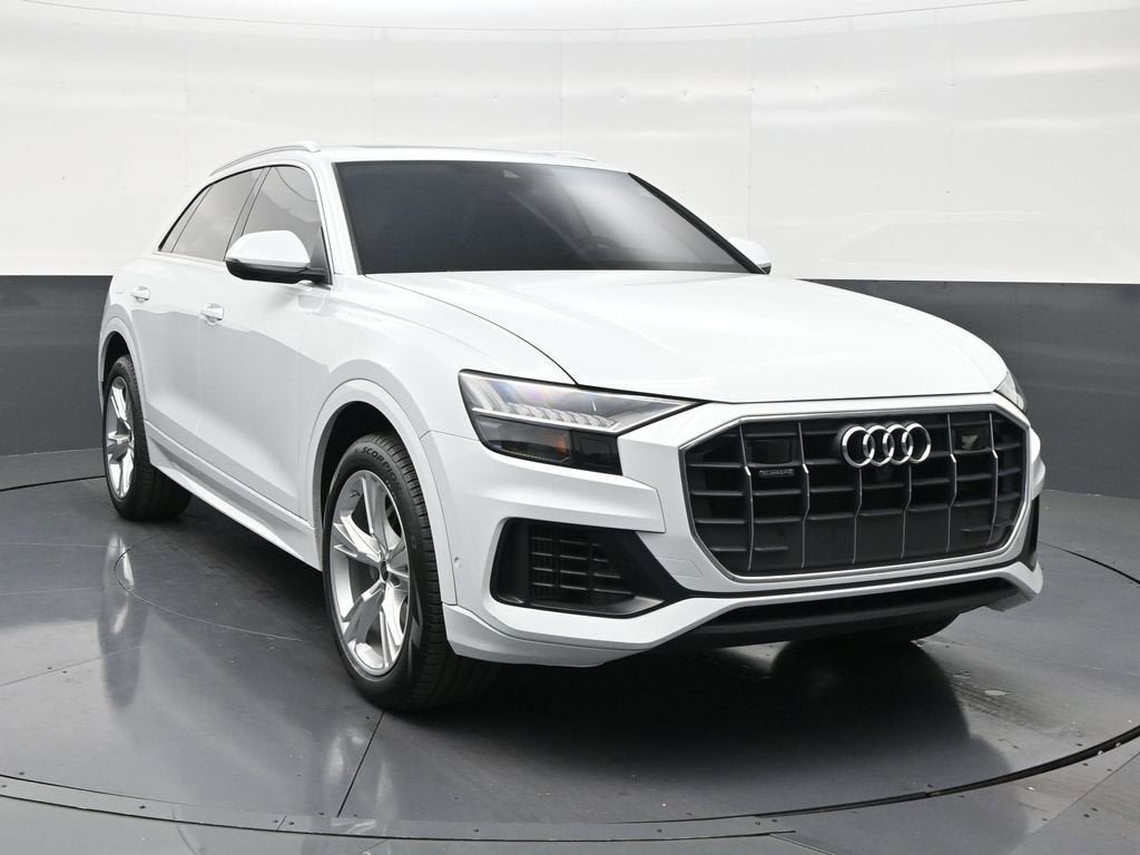 2023 Audi Q8 Premium