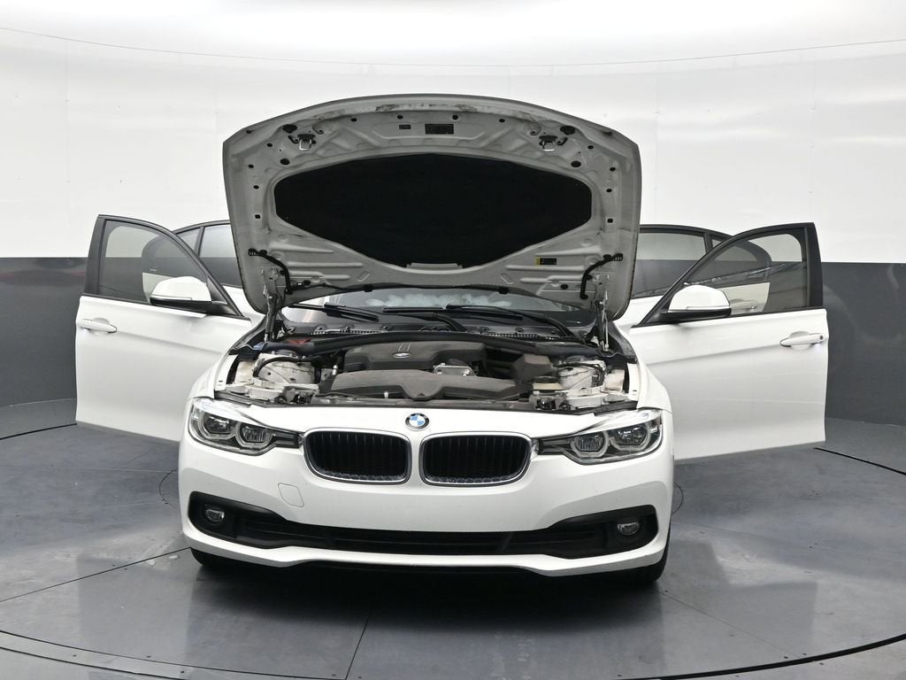 2018 BMW 3 Series 320i