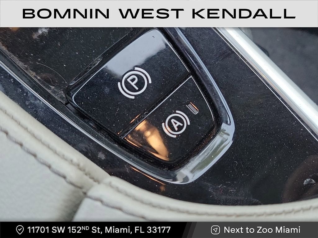 2023 Volvo XC90 Plus