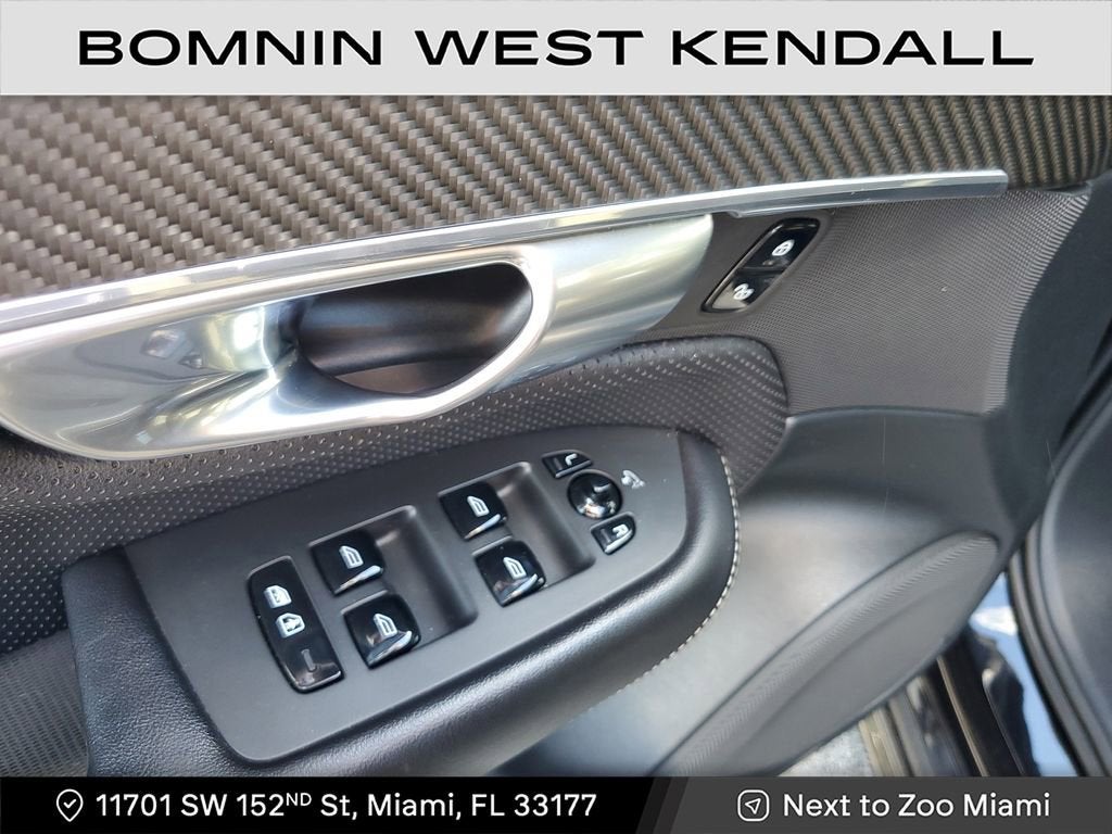 2019 Volvo XC90 R-Design