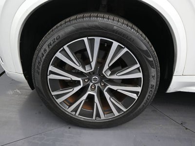 2020 Volvo XC90 Momentum