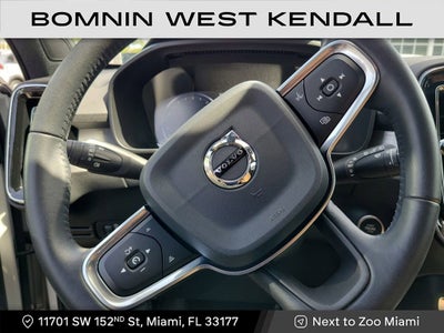 2020 Volvo XC40 Momentum