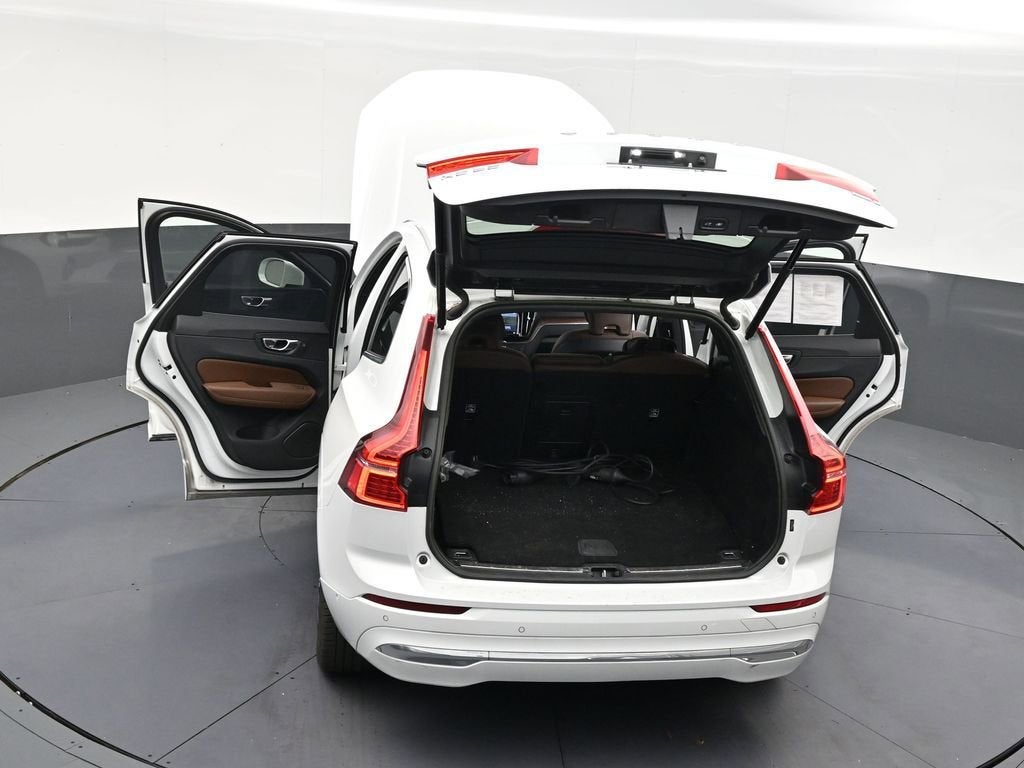 2023 Volvo XC60 Recharge Plug-In Hyb Plus Bright Theme