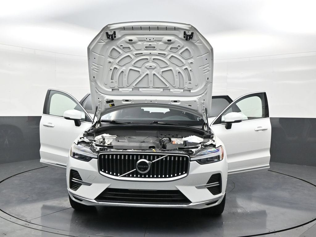 2023 Volvo XC60 Recharge Plug-In Hyb Plus Bright Theme