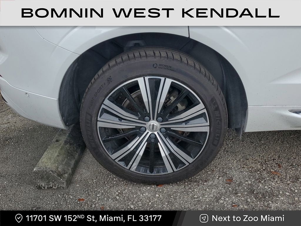 2023 Volvo XC60 Recharge Plug-In Hyb Plus Bright Theme