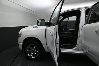 2022 RAM 1500 Big Horn Crew Cab 4x4 5'7" Box