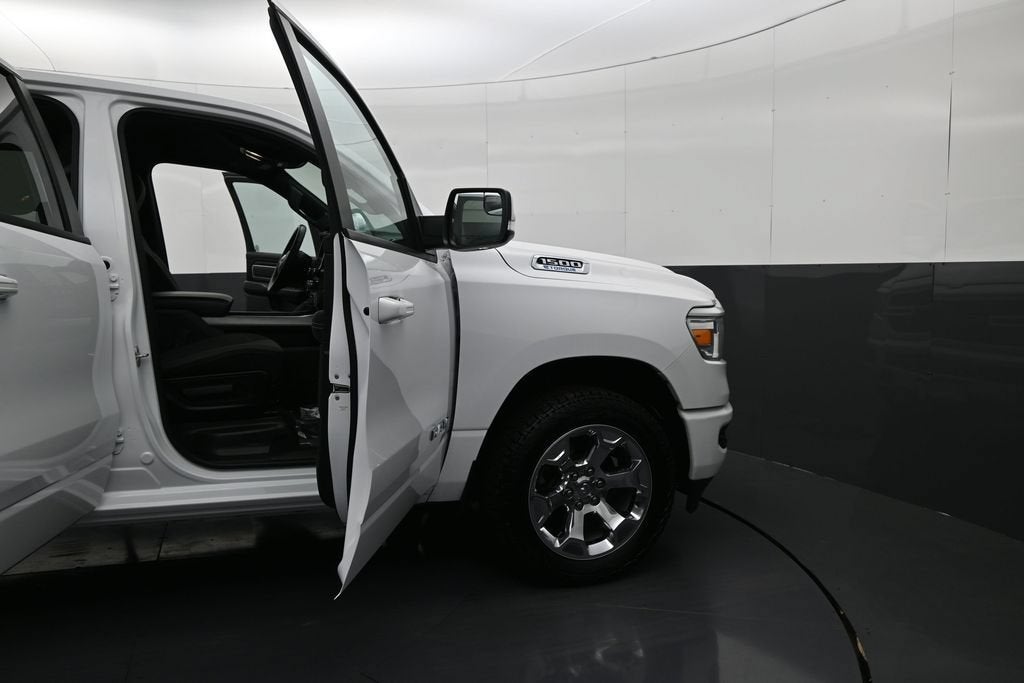 2022 RAM 1500 Big Horn Crew Cab 4x4 5'7" Box