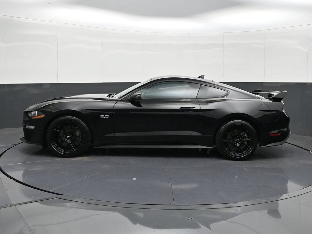2022 Ford Mustang GT Premium Fastback