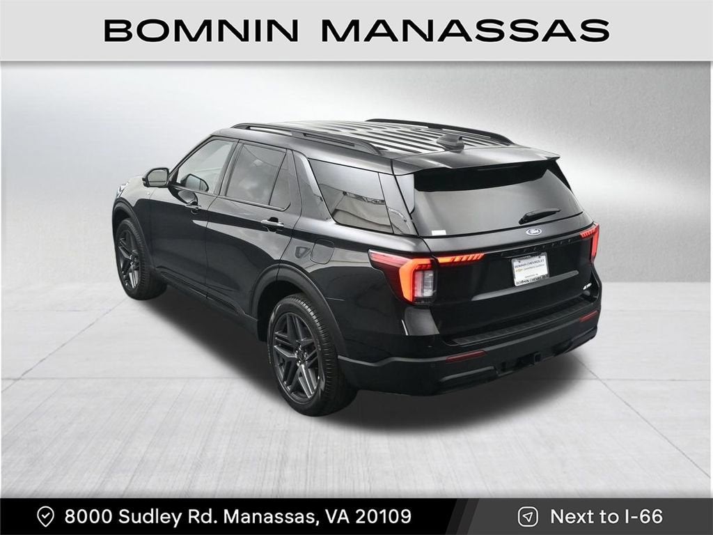 2025 Ford Explorer ST-Line