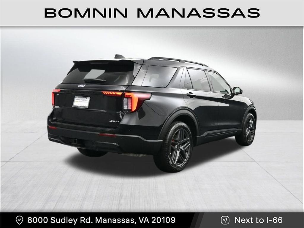 2025 Ford Explorer ST-Line