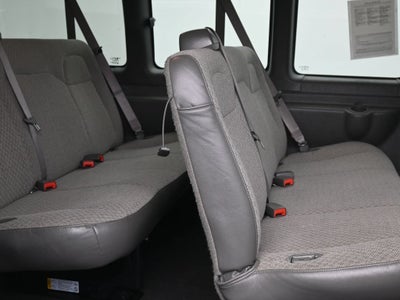 2024 Chevrolet Express Passenger 3500 1LT