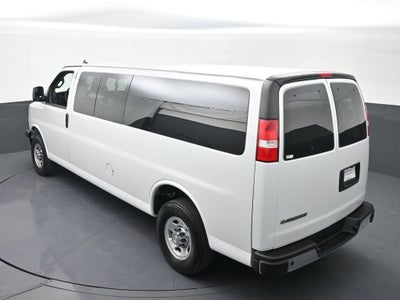 2024 Chevrolet Express Passenger 3500 1LT