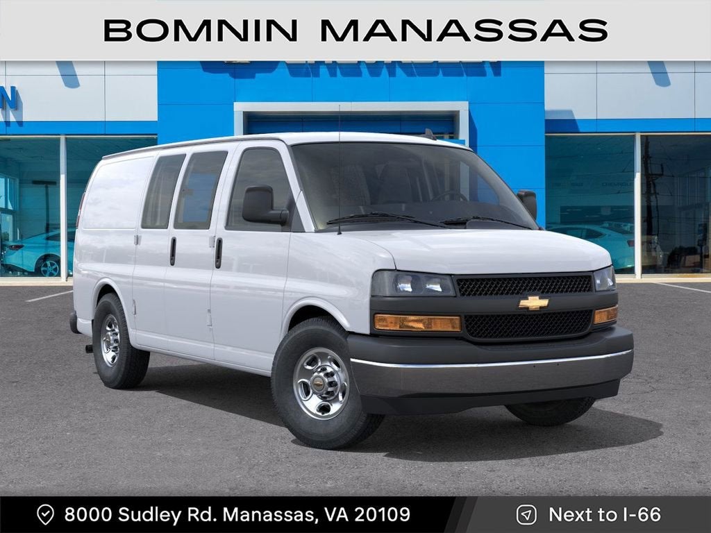 2025 Chevrolet Express Cargo WT