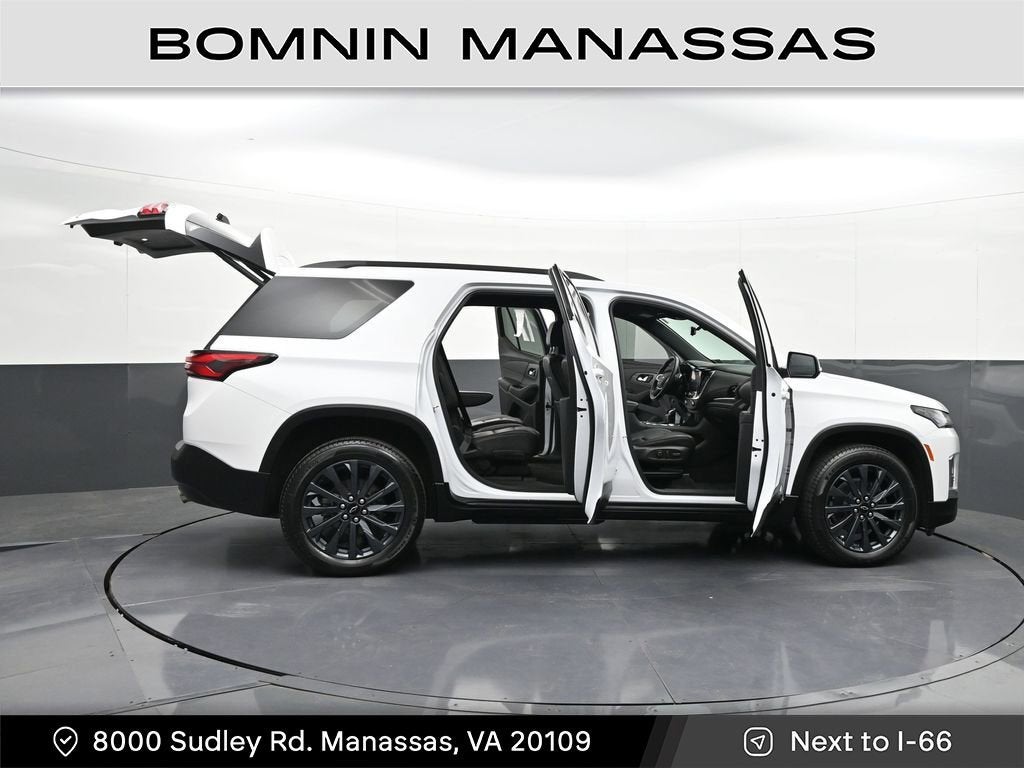2022 Chevrolet Traverse RS