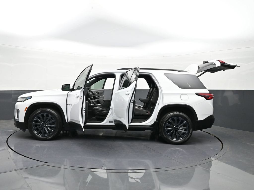 2022 Chevrolet Traverse RS