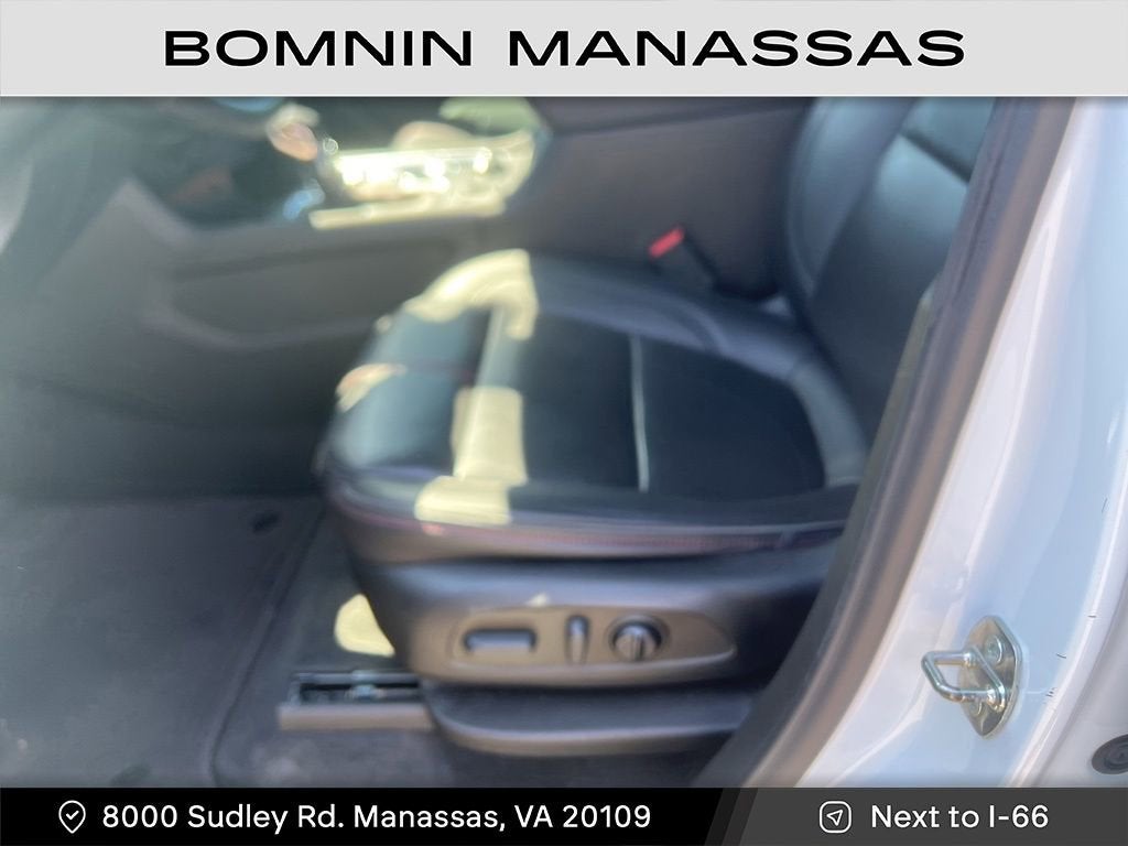 2022 Chevrolet Traverse RS