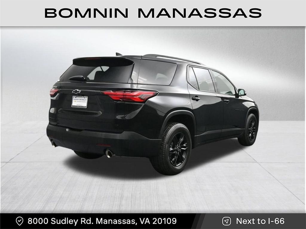 2023 Chevrolet Traverse LT Leather