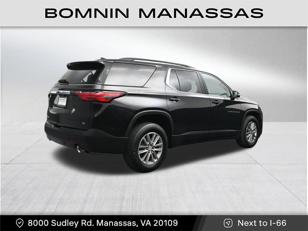 2023 Chevrolet Traverse LT Leather