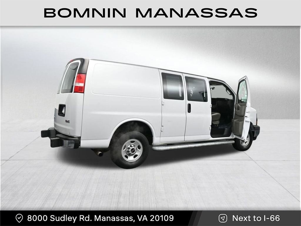 2022 GMC Savana Cargo 2500 Work Van
