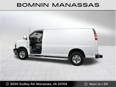 2022 GMC Savana Cargo 2500 Work Van