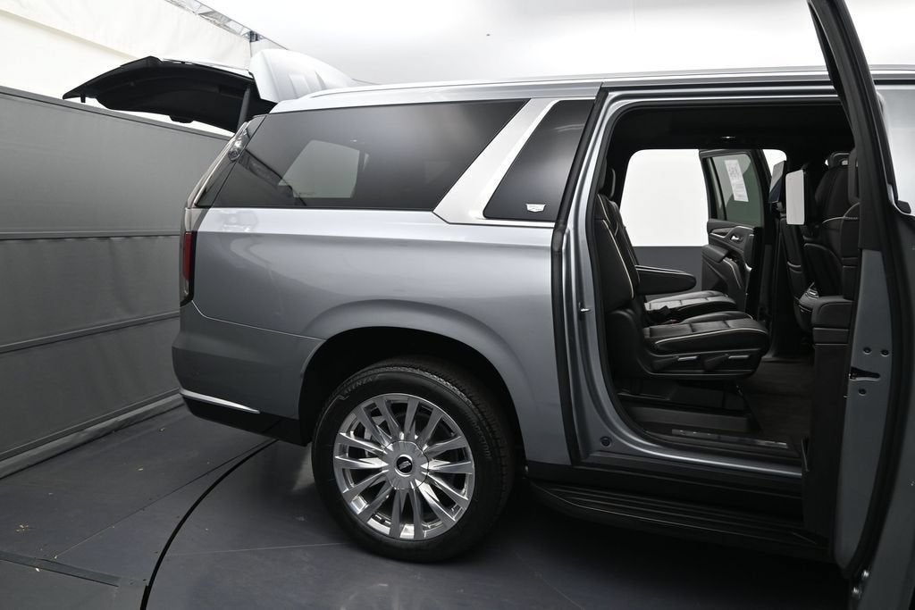 2024 Cadillac Escalade ESV Premium Luxury