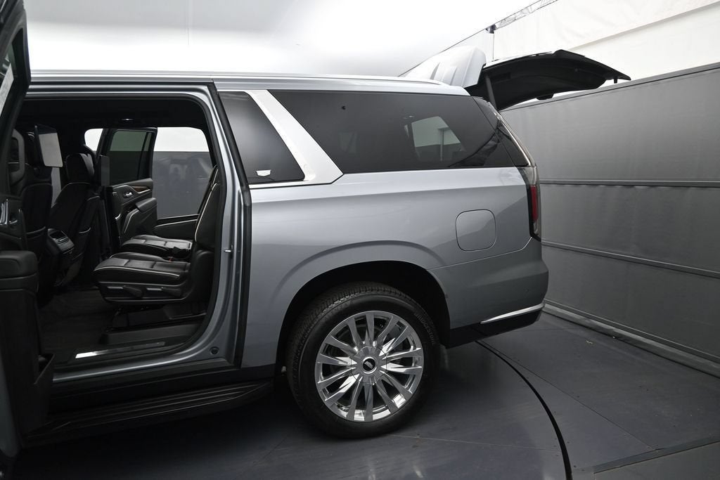 2024 Cadillac Escalade ESV Premium Luxury