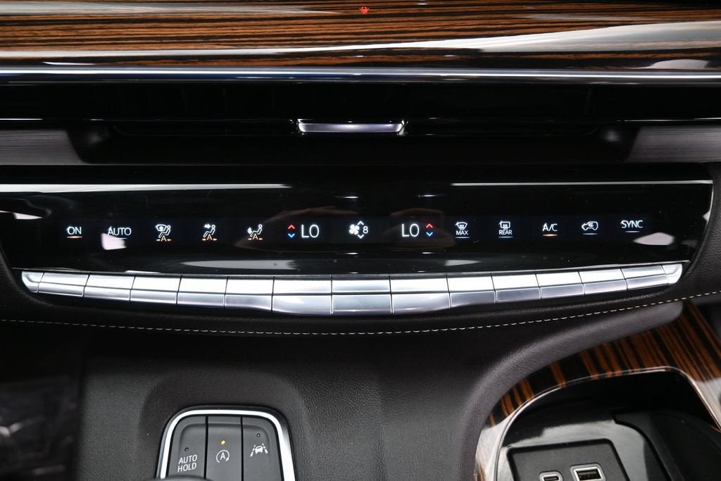 2024 Cadillac Escalade ESV Premium Luxury