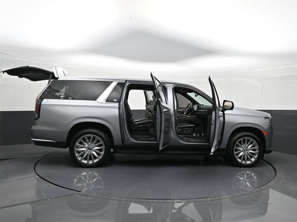 2024 Cadillac Escalade ESV Premium Luxury