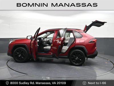 2022 Toyota RAV4 XLE Premium
