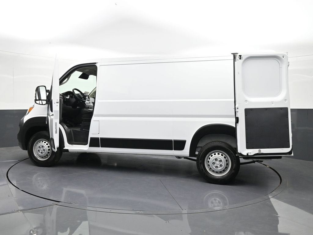 2025 RAM ProMaster 2500 Cargo Van Tradesman Low Roof 136" WB w/Pass Seat