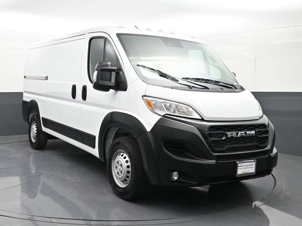 2025 RAM ProMaster 2500 Cargo Van Tradesman Low Roof 136" WB w/Pass Seat