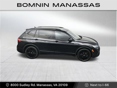 2022 Volkswagen Tiguan SE R-Line Black