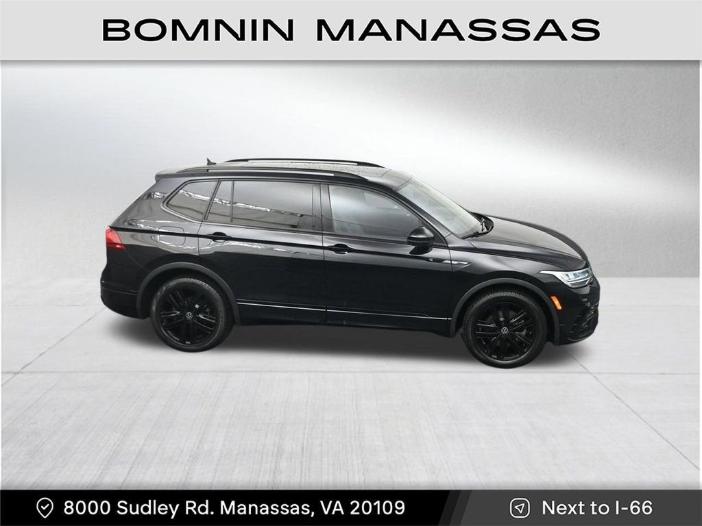 2022 Volkswagen Tiguan SE R-Line Black