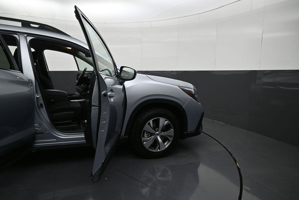 2024 Subaru Ascent Premium 8-Passenger