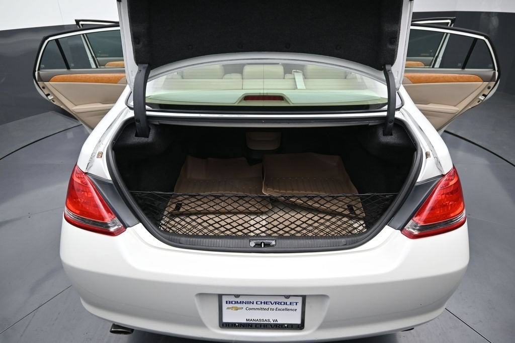 2005 Toyota Avalon XL