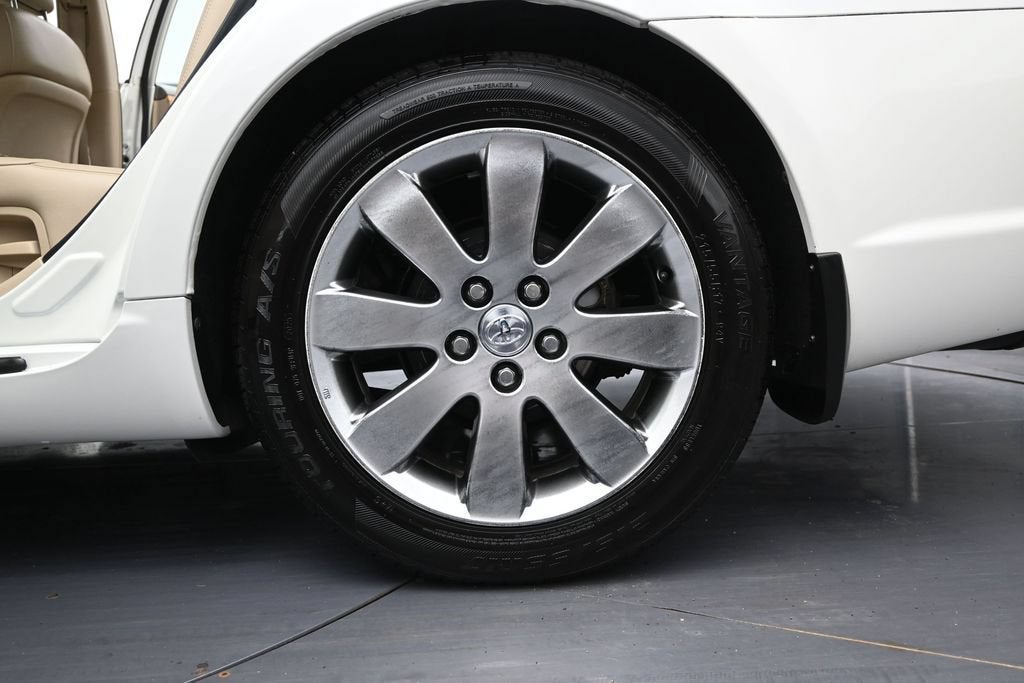 2005 Toyota Avalon XL