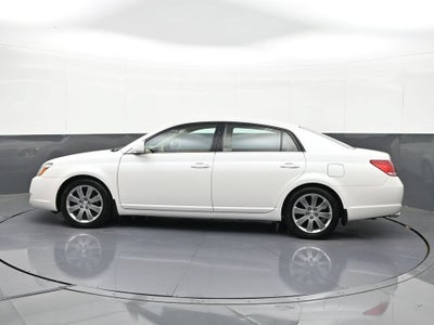 2005 Toyota Avalon XL