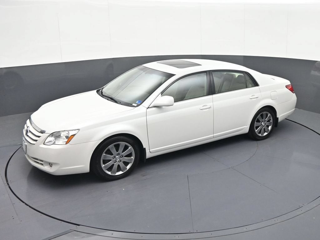2005 Toyota Avalon XL