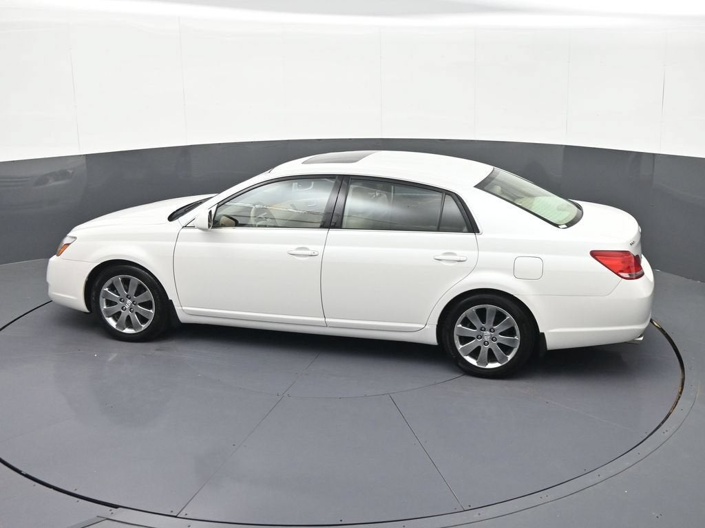 2005 Toyota Avalon XL