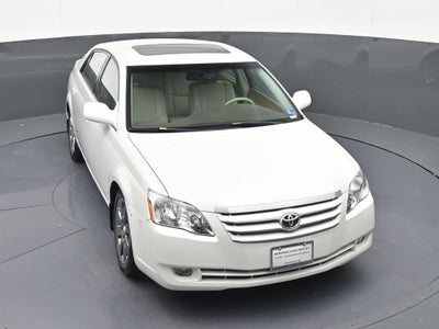 2005 Toyota Avalon XL
