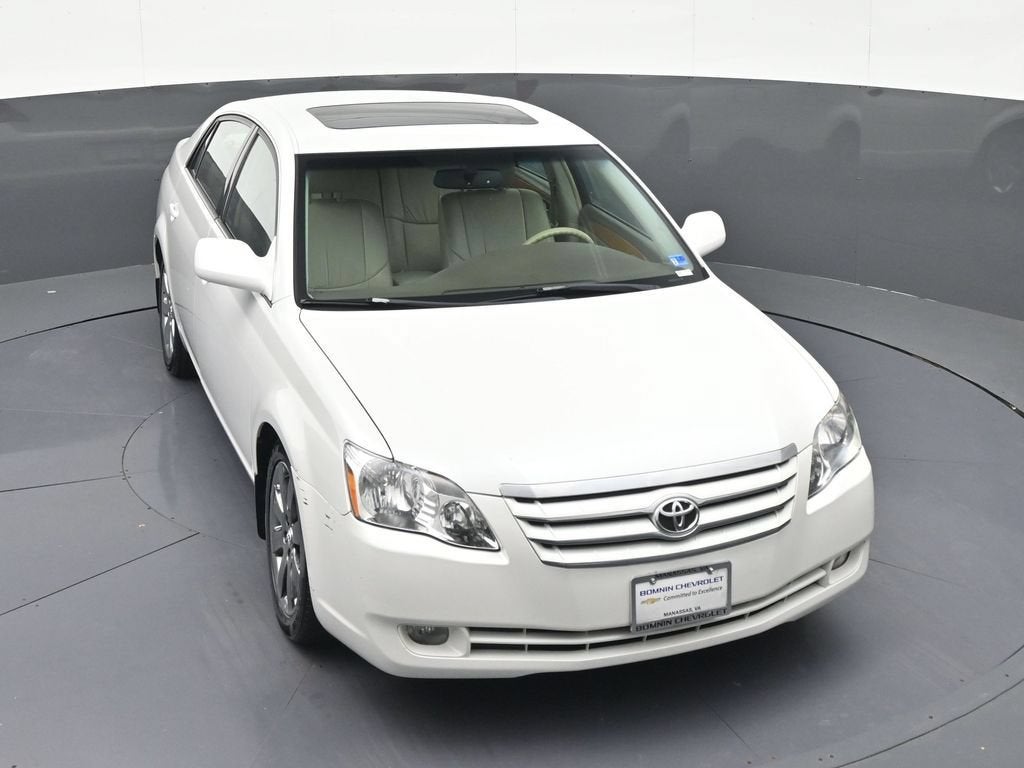 2005 Toyota Avalon XL