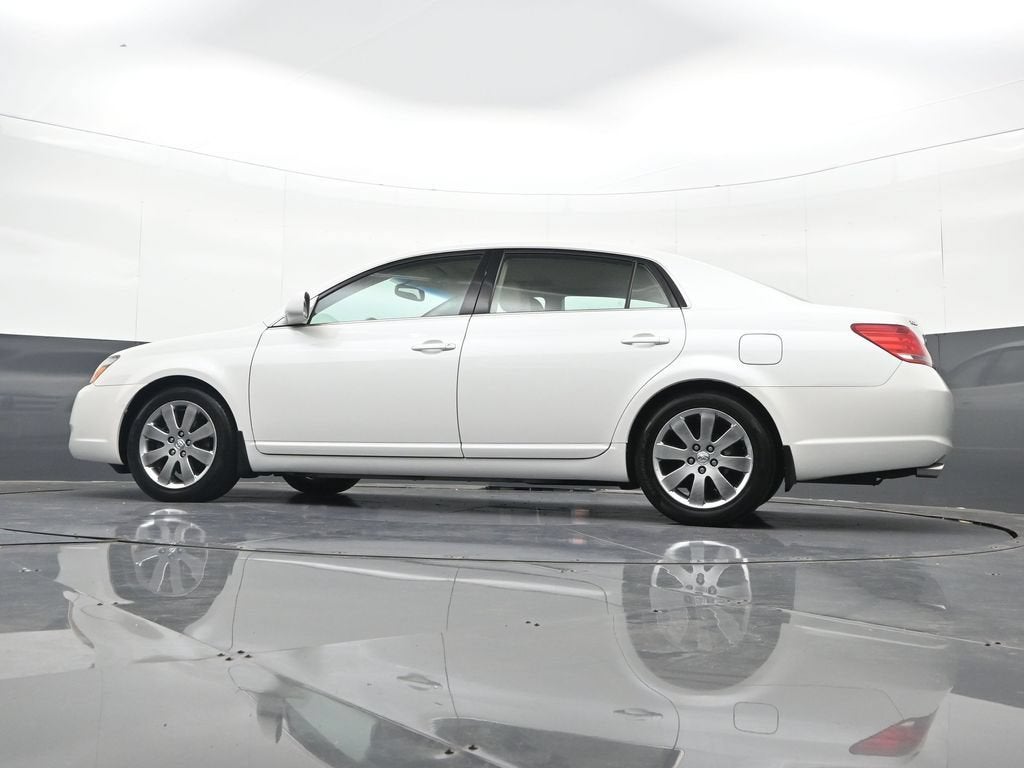 2005 Toyota Avalon XL