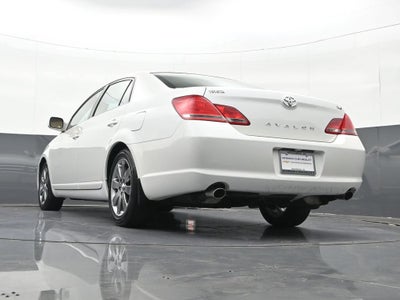 2005 Toyota Avalon XL