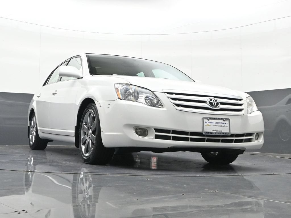 2005 Toyota Avalon XL