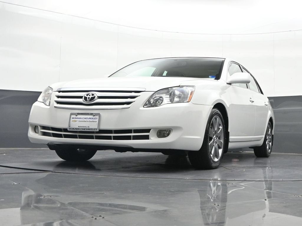 2005 Toyota Avalon XL
